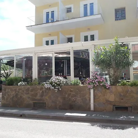 בית הארחה Celo Garden פגוארה